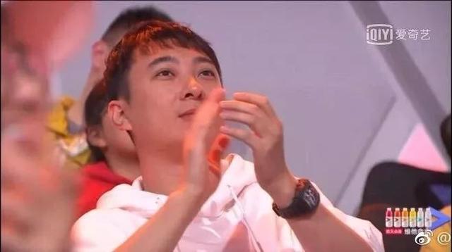 LOL美女解说刚走红就被爆出轨代练黑历史，王思聪亲自下场开锤