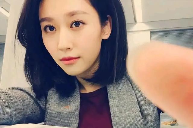 《新闻联播》首位90后女主播王音棋：看完她的履历后，我彻底服了