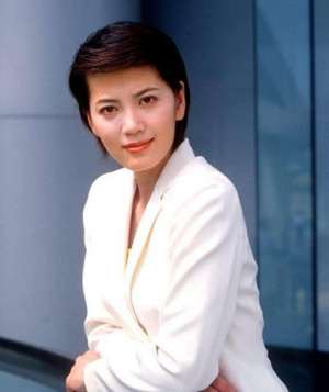 女主播沈冰(优秀主持人沈冰：曾保送浙大，主持世界杯，为何会沦落到锒铛入狱)