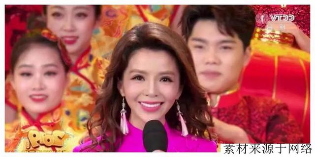 央视高颜值的10位美女主持，董卿无缘前三，周涛李思思当之无愧