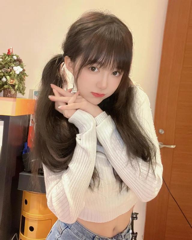 可爱与性感并存，台湾短发萌妹电竞美女主播魅力写真大赏