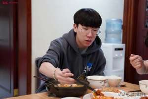 女主播随机打野(雯神蹭Meiko热度把自己蹭没？LPL解说下场亲自对线)