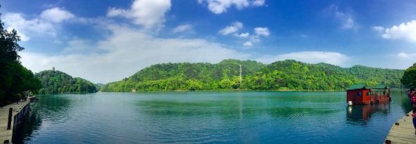 老上海风情，美女主播旗袍秀惊艳石燕湖别样的时光