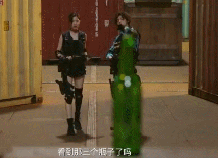 腾讯把穿越火线拍成了沙雕剧？女主开枪爆头队友，像极了当年的你