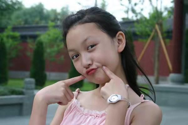 还记得《二十不惑》里的大宝董思怡吗?她瘦下来竟然这么美