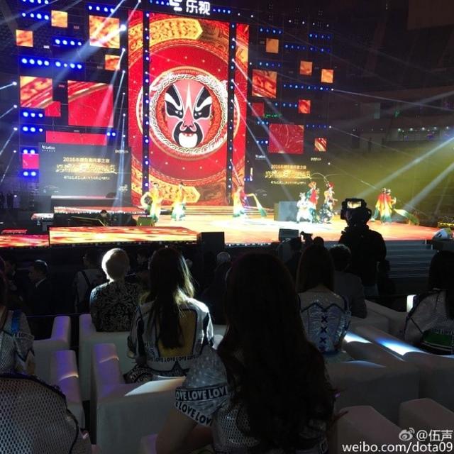 熊猫TV尹素婉、09携手助阵乐视共享之夜