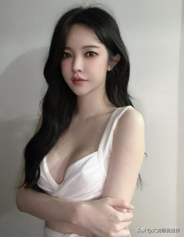 韩国女主播尸体被扔水沟，身上裹着红布，一对中国夫妇被逮捕