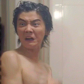 腾讯把穿越火线拍成了沙雕剧？女主开枪爆头队友，像极了当年的你