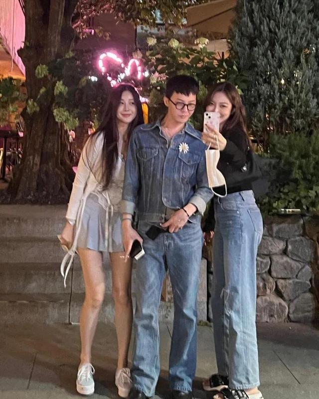 金希澈与网红合照被喷，韩国网友疯狂鄙视！