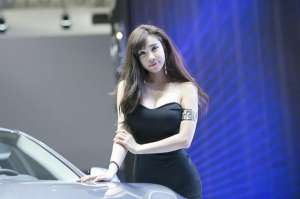 女主播 热舞 赵世熙(韩国仙女赵世熙大秀热舞，火辣性感的身材，完美女神)