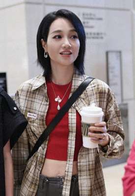 最好听的电台女主播(全国各省电视台最美女主持人，每位都是当家花旦，美貌与才华并存)