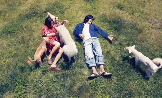 女明星突然宣布隐退：她因宗教得到救赎而出家，性感歌手变农妇