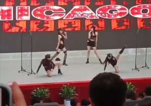 丝袜热裤美女主播热舞(后续南京医院新员工培训，黑丝加短裤跳“性感热舞”？官方回应)