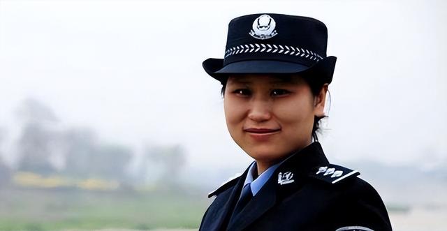 16年前,汶川女警揭衣露乳哺育9婴,归来连升四级,如今怎样了?