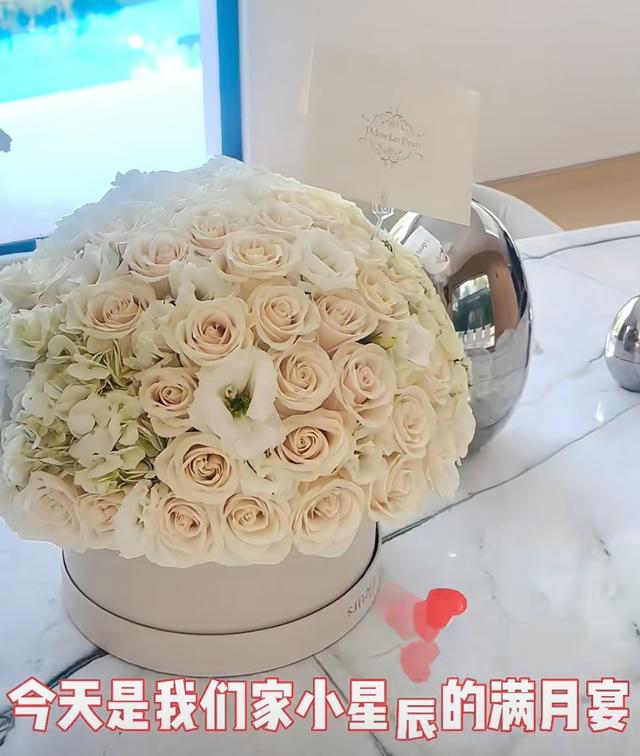 主持人温雅晒三胎满月照，美国豪宅曝光，5岁女儿也在正脸好漂亮