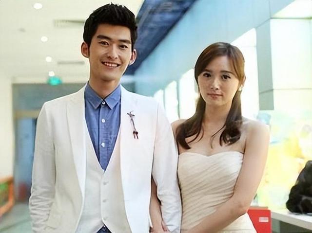 从“内娱顶流”到“全网封杀”，31岁郑爽是如何走向堕落的？