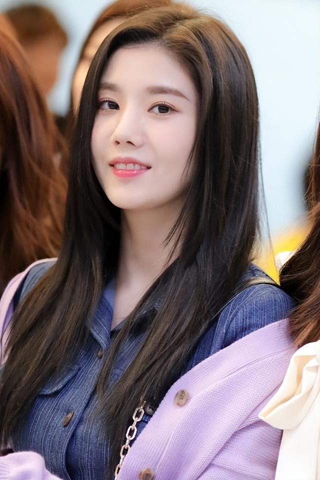 南韩尤物权恩妃火辣热舞!极品身材凹凸有致，美到令人窒息。