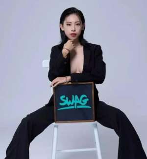 女主播打野战mp4(营区内激战影片外流遭汰除女辅导长转战成人平台)