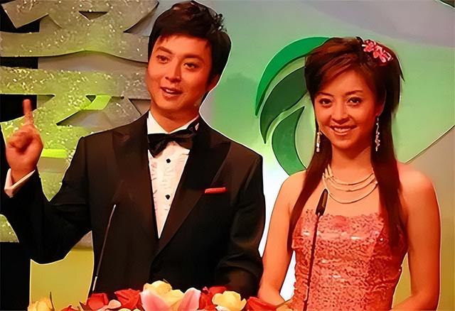 2015年四川女主播因内急溺亡,现场只剩一只高跟鞋,地上抓痕明显