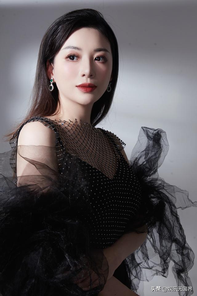 四川电视台15位美女主持人，颜值与才华并存