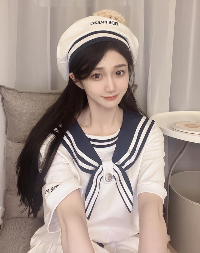 小悠穿白丝是真好看！做客姿态庄园澄清年龄，网友：保养的像18岁