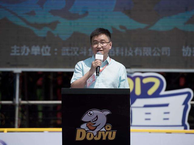 招嫖、耳骚，斗鱼的女主播有多野？