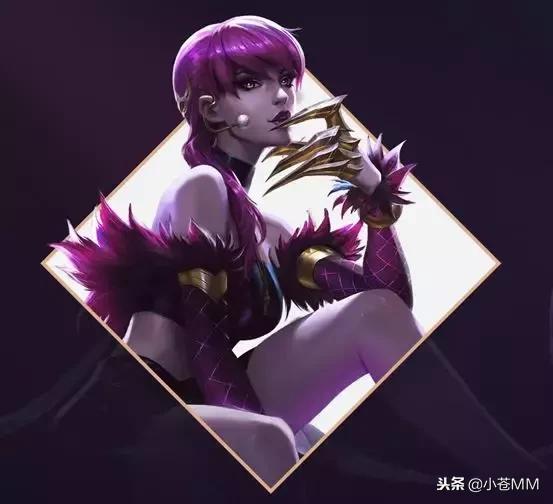 性感虎神女装在线歌舞，看了他的寡妇COS水友纷纷艾特肉鸡！