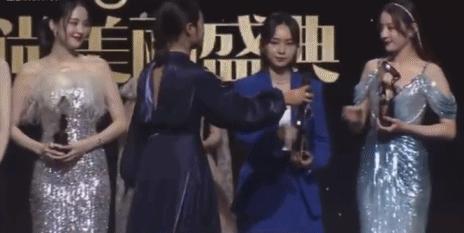 脸盲到绝望的朱丹，我们给你找了个台阶下……