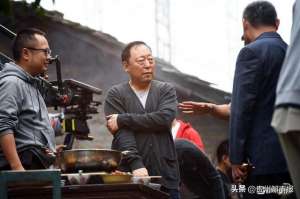 女主播醉倒三里(又一部贵州元素的电影 “苏大强”划贵州酒拳，笑翻全场)