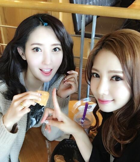 王思聪后宫颜值最高女主播申仙娥，扭一段大家感受下！