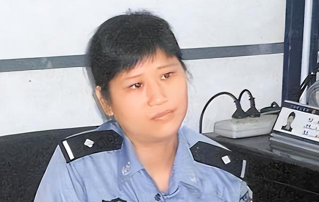 16年前,汶川女警揭衣露乳哺育9婴,归来连升四级,如今怎样了?