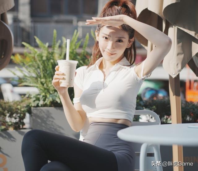 马卉直播不雅照流出，是事故还是故意？网友辣评：露豆豆擦边女