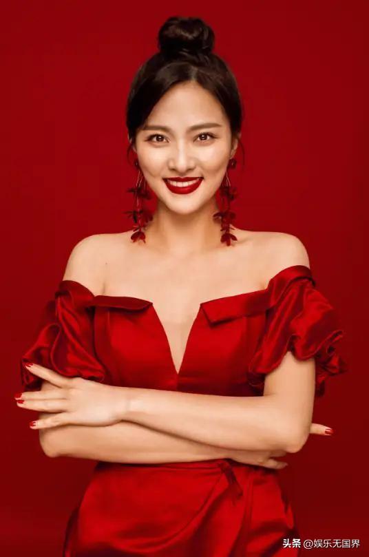 四川电视台15位美女主持人，颜值与才华并存