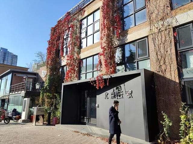 那个收录淫秽视频,在法庭上大放厥词的快播创始人,后来怎样了?