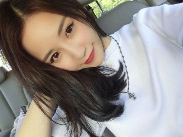 雪梨上脱口秀再提王思聪,昔日小模特,如今已是百亿身家的女老板