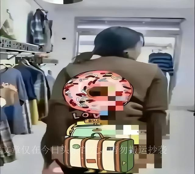 女主播表演“脱裤露乳”求榜一大哥打赏,网友:重赏之下必有勇妇