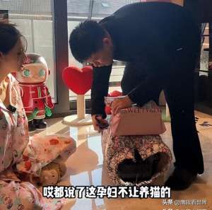 女主播 母乳(人傻钱多？网红韩景枫记录老婆生产全过程，产后又万元买水奶喂养)