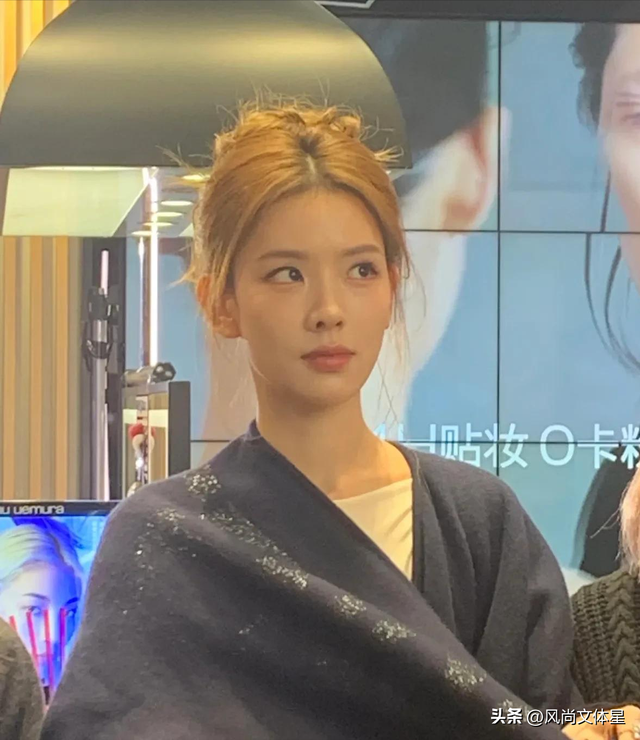 孙一宁线下活动惊现‘见光死’，直播女神形象瞬间崩塌！