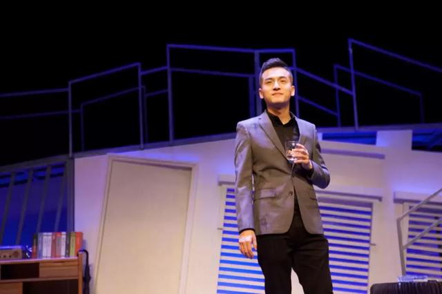 “壹网红”一凡做了什么？ 竟让网友想报警...