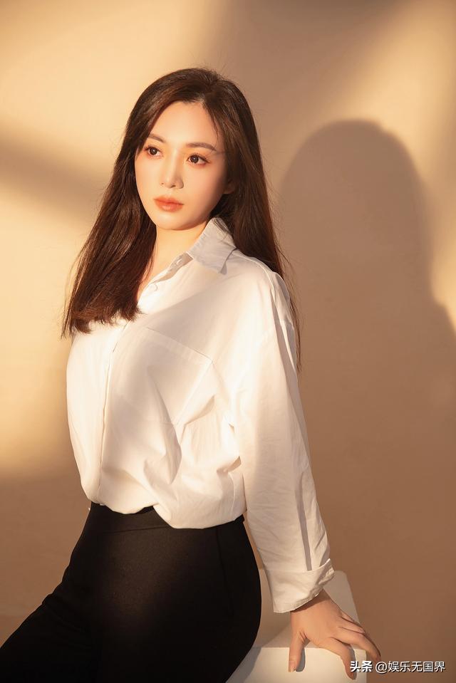 四川电视台15位美女主持人，颜值与才华并存