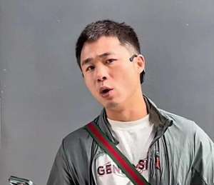 女主播混乱(正义主播私生活混乱？2个月不堪关系曝光网友：人设崩塌)