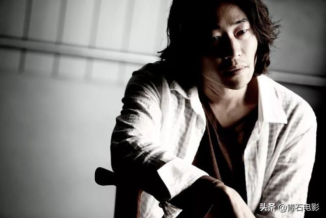 韩国卖座系列出续集，李光洙大胆出演，光最后10分钟就有3次反转