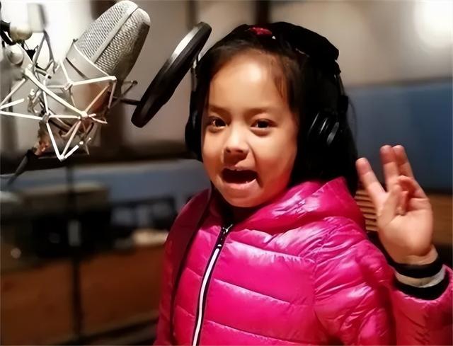 2015年四川女主播因内急溺亡,现场只剩一只高跟鞋,地上抓痕明显