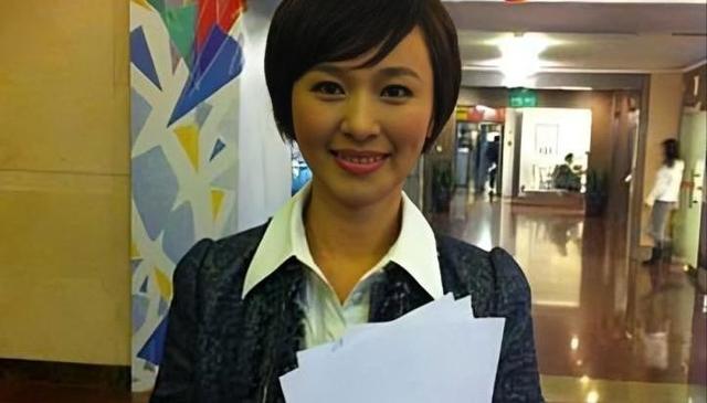 主持人欧阳夏丹，离开央视后几乎没有固定的职业，46岁还是单身