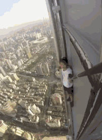 “河南美美”荒野直播遇难，上万人目睹：她的悲剧，本不该发生