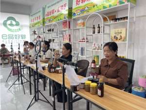 郓城电视台女主播(山东郓城：培育电商主播 助力乡村振兴)