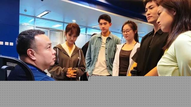 00后主持人出镜!中央广播电视总台《体坛晨报》迎来青春面孔