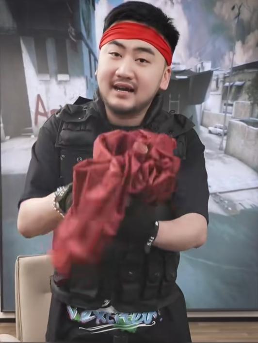 消失的“小团团”突传被捕,斗鱼风波中的大主播近况如何?