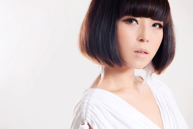 崔子格为爱《卜卦》用中国风唱异地恋