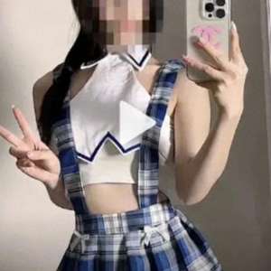 女主播换丝袜视频下载(太辣眼各种孕妇及老年人擦边直播，不忍直视。网友惊呼洗洗眼睛)